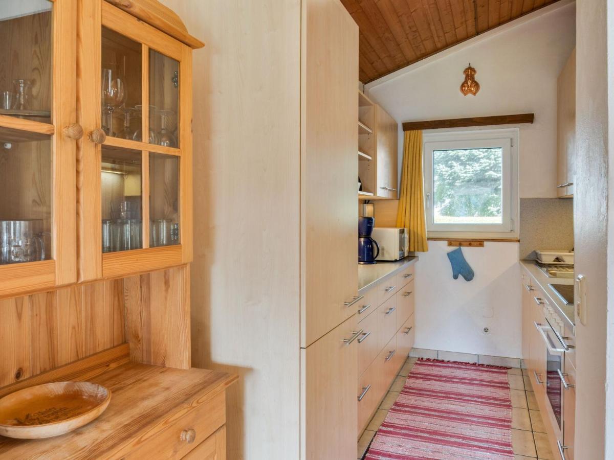 Spacious Chalet In Maishofen Near Forest Buitenkant foto